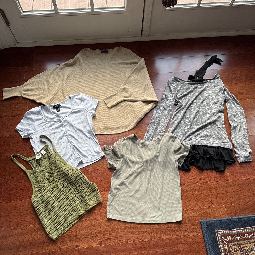 Wemons med top bundle all great condition